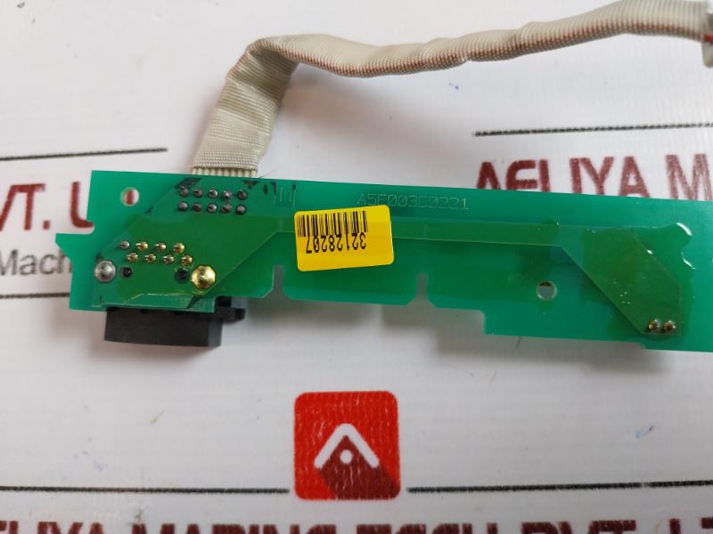 Siemens A5e00391580 Electronic Component G120 Inverter Connector Interface Board