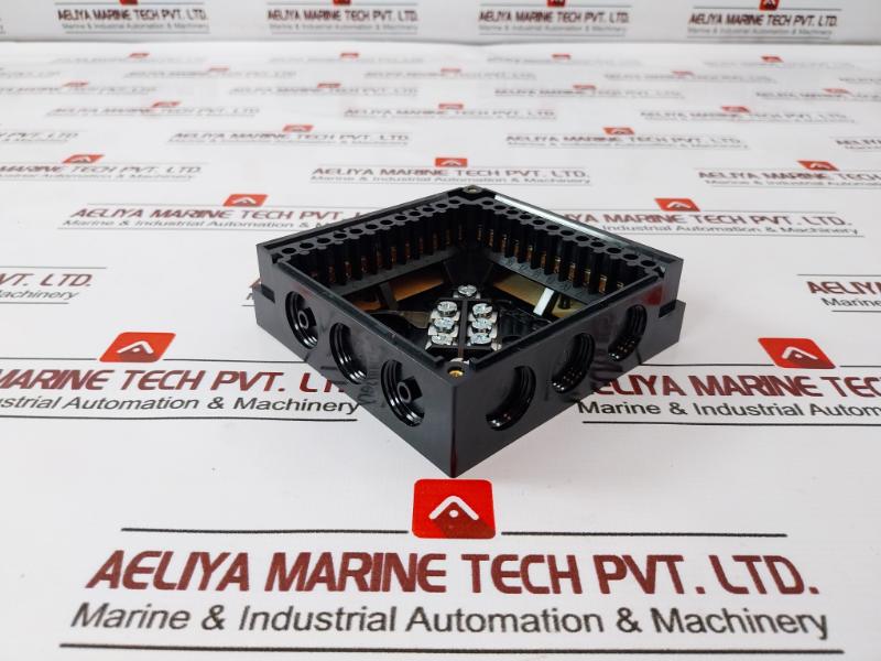 Siemens Agm 410490550 Plug-in Base Flame Safety 00.9123019.00 9683