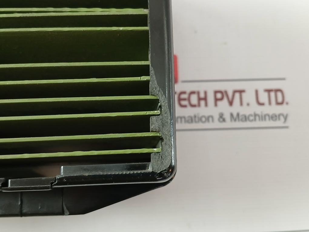 Siemens Arc Chutes For Circuit Breaker 2500A 3Pole 3Wb1671 0Kb58 0Aj1