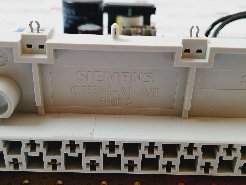 Siemens C73040-a51-c156-09 Control Board C73334-a1-a21