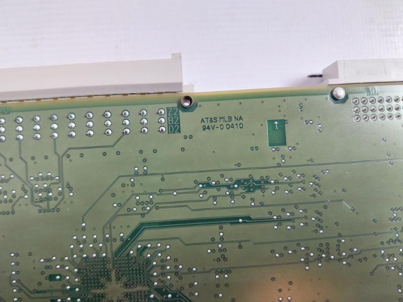 Siemens C73040-a51-c233-2 Printed Circuit Board C53207-a361-b28-3