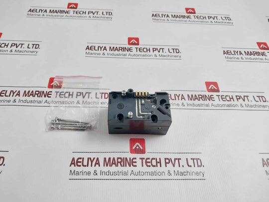 Siemens C73451-a430-b33 Double Acting Valve