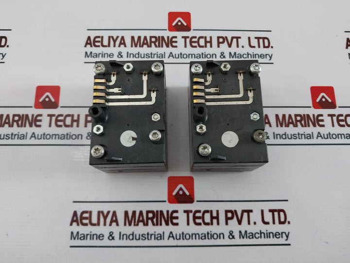 Siemens C73451-a430-d80 Pneumatic Valve Block