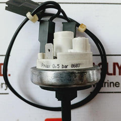 Siemens C79302Z1210A2 Pressure Switch Pmax 0/5 Bar