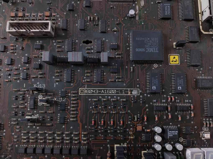 Siemens C98040-a1600-p2-02-z185 Control Board Ab X 2 To 16/1 Ver 1.0