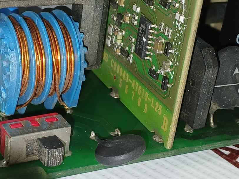 Siemens C98040-a7619-c25-3 Power Supply Module 94V-0