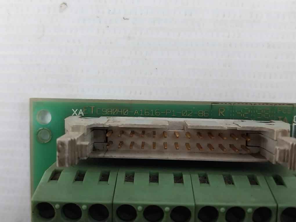 Siemens C98043-a1616-l1-04 Terminal Board