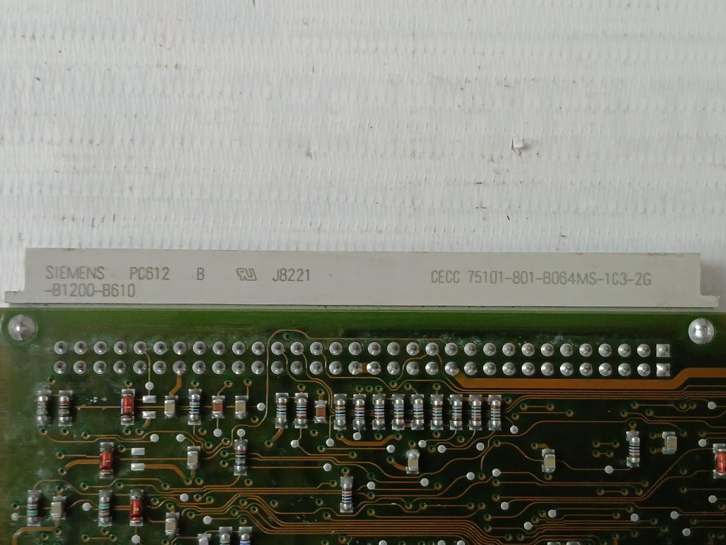 Siemens C98043-a1680-l1 Control Module C98040-a1680-p2-3-z186 6Se7090-0Xx85-1Da0