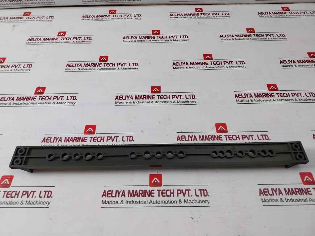 Siemens C98130-a1234-c496-01 Mounting Panel