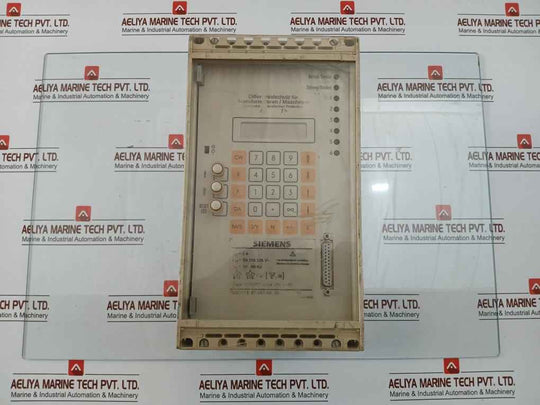 Siemens Comparison Protection Relay 7Ut5121-4Da00-0B/Jh 50,60 Hz