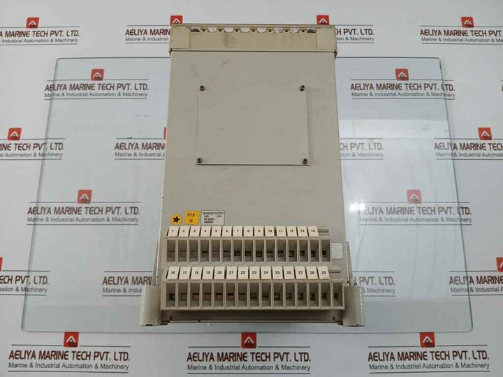 Siemens Comparison Protection Relay 7Ut5121-4Da00-0B/Jh 50,60 Hz