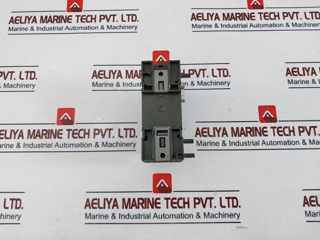 Siemens Dm8 230R 6Ed1 055-1Fb00-0Ba1 Expansion Module Ac/Dc 115..240V