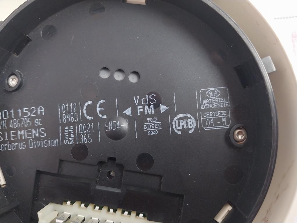 Siemens Do1152A Smoke Detector En54-7 Q021 36S