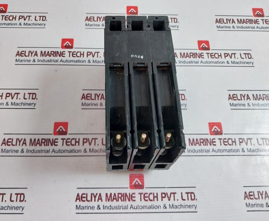 Siemens Ed43m040 , Ed4, 3P Sentron Series Circuit Breaker 40A