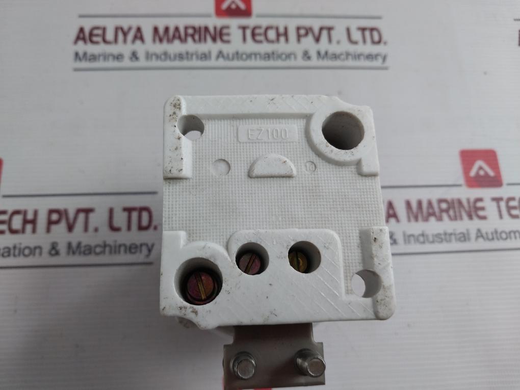 Siemens Ez100 Ceramic Fuse Holder Spiral Body Base 500/750V