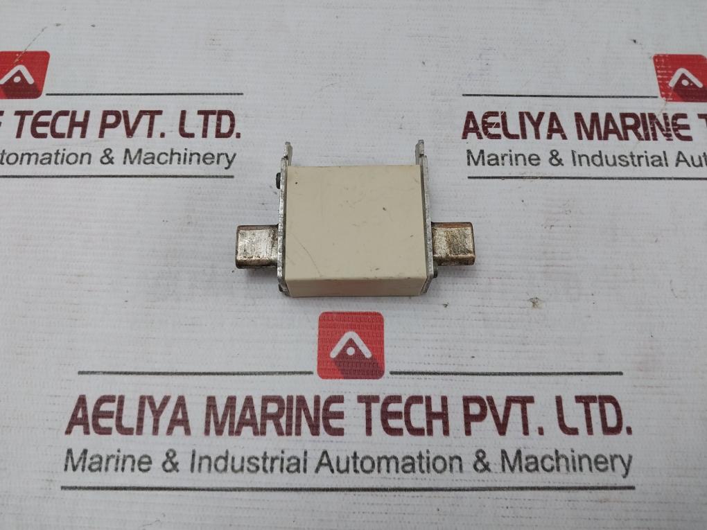 Siemens Gr00 3Nh4 030 Fuse Holder For Hrc Ii-misc 160A~660V Size 00/3Na 100A