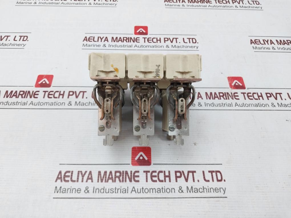 Siemens Gr00 3Nh4 030 Fuse Holder For Hrc Ii-misc 160A~660V Size 00/3Na 100A