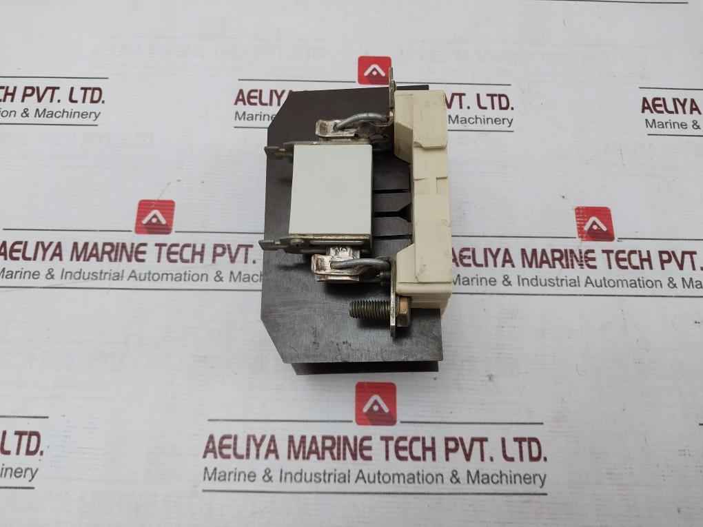 Siemens Gr00 3Nh4 030 Fuse Holder With Fuses Vde 0636/21 160A/600V Din 43620/1