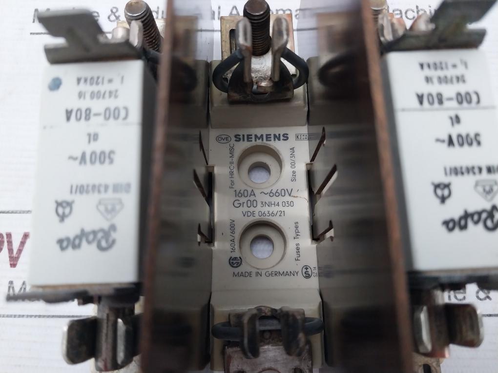 Siemens Gr00 3Nh4 030 Fuse Holder With Fuses Vde 0636/21 160A/600V Din 43620/1