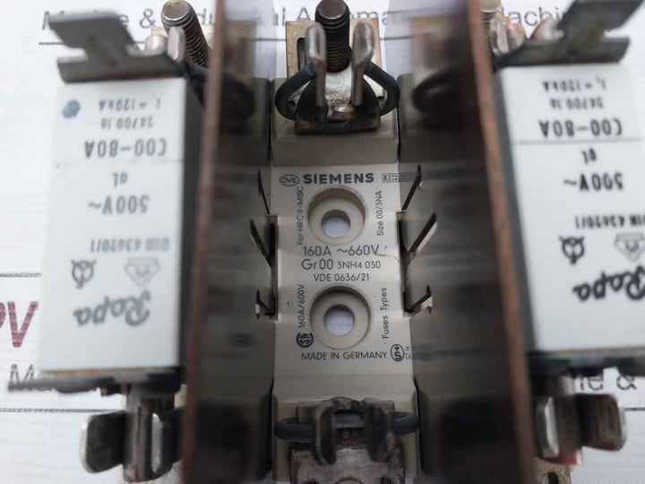 Siemens Gr00 3Nh4 030 Fuse Holder With Fuses Vde 0636/21 160A/600V Din 43620/1