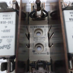 Siemens Gr00 3Nh4 030 Fuse Holder With Fuses Vde 0636/21 160A/600V Din 43620/1