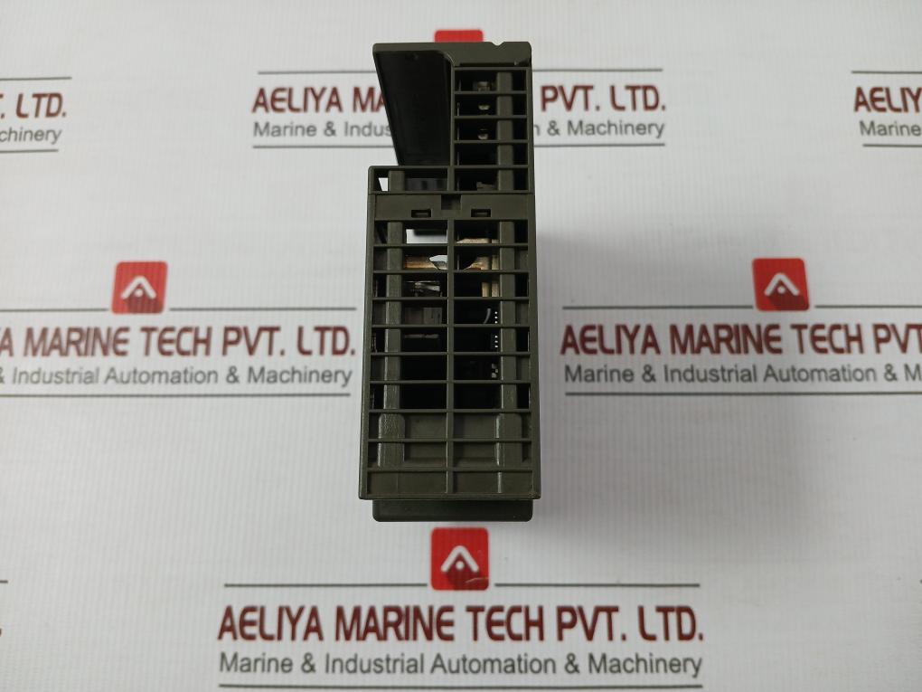 Siemens I/O Interface Module 6Es7-360-3Aa01-0Aa0