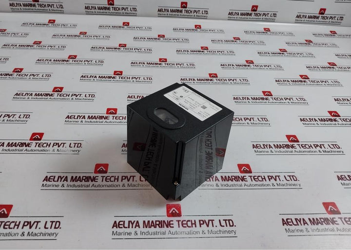 Siemens Lfl1.335 Gas Burner Controller Series-01 230V 50-60Hz 3.5Va