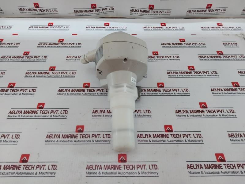 Siemens Lr250 Sitrans Radar Level Transmitter 32V Max 15Ma 24 Bar