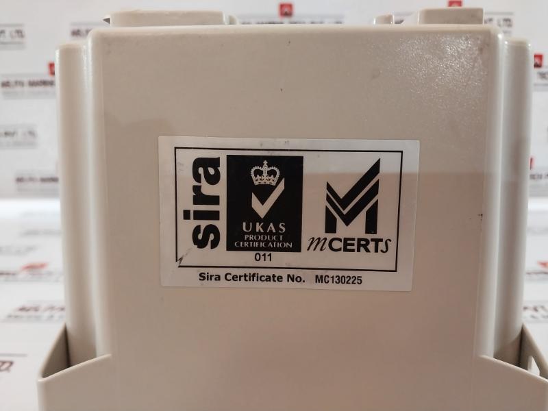 Siemens Lut430 Sitrans Ultrasonic Controller 7Ml50500Ba111Da0-z 100-230V 50/60Hz