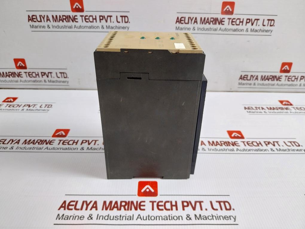 Siemens Monitoring And Safety Relay 300V 3Tk2806-0Bb4