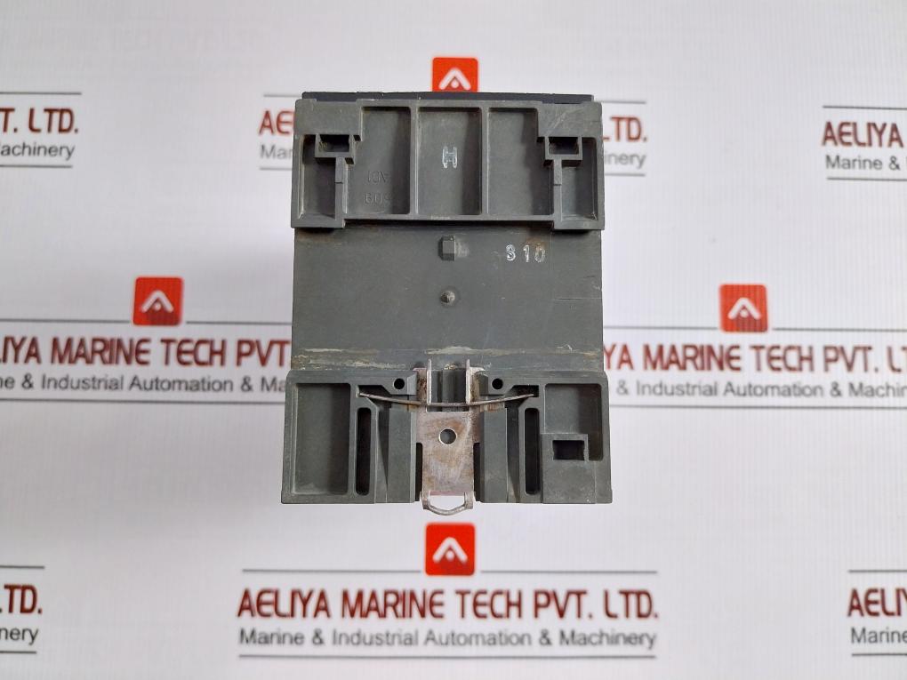 Siemens Monitoring And Safety Relay 300V 3Tk2806-0Bb4