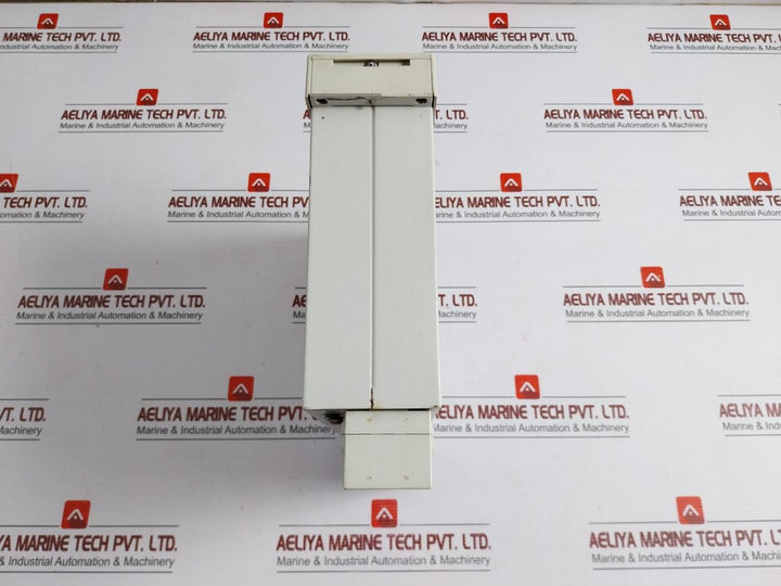 Siemens Overcurrent Protection Module Part No: 7Sj6001-5Ea00-0Da0/Bb 50-60 Hz