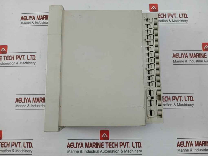 Siemens Overcurrent Protection Relay 7Sj6001-4Ea00-0Da0/Bb, 50–60Hz 240 Vac