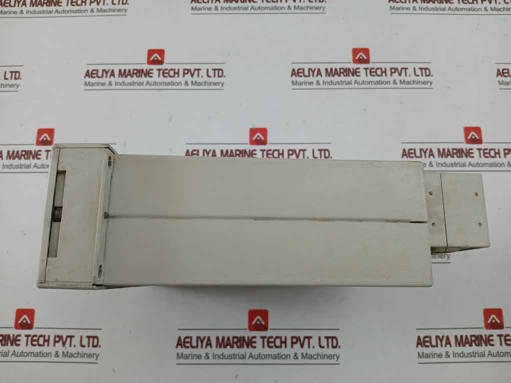 Siemens Overcurrent Protection Relay 7Sj6001-4Ea00-0Da0/Bb, 50–60Hz 240 Vac