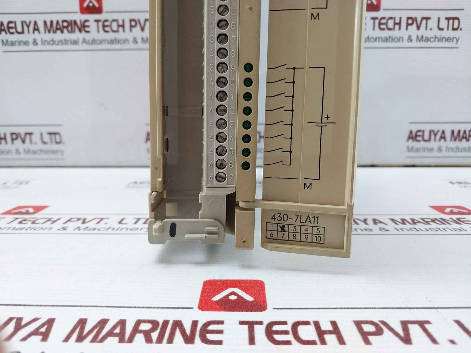 Siemens Plc 6Es5 430-7La11 451-7La11 306-7La11 701-1La12 32Di/Do Interface Rack