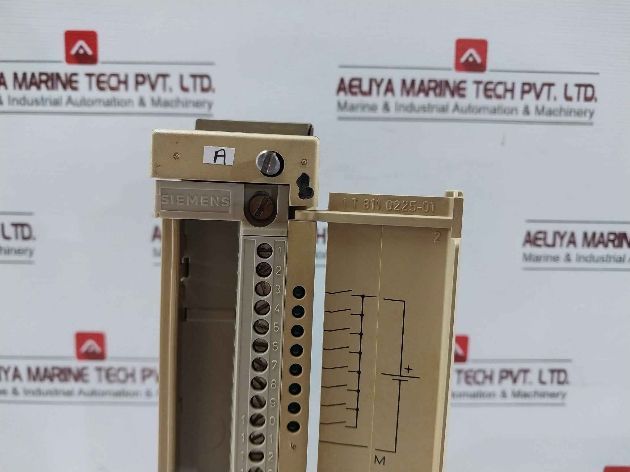 Siemens Plc 6Es5 430-7La11 451-7La11 306-7La11 701-1La12 32Di/Do Interface Rack