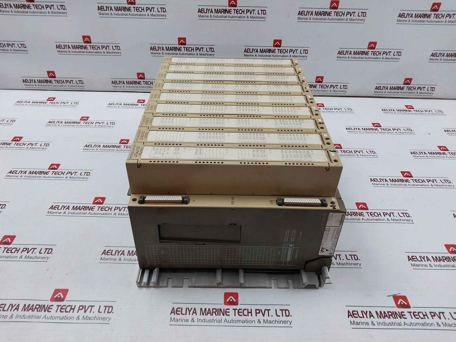 Siemens Plc 6Es5 430-7La11 451-7La11 306-7La11 701-1La12 32Di/Do Interface Rack