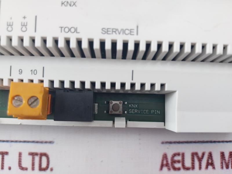 Siemens Pxc001.D System Controller Module (Plc) 24V-50/60 Hz 3,5 Va