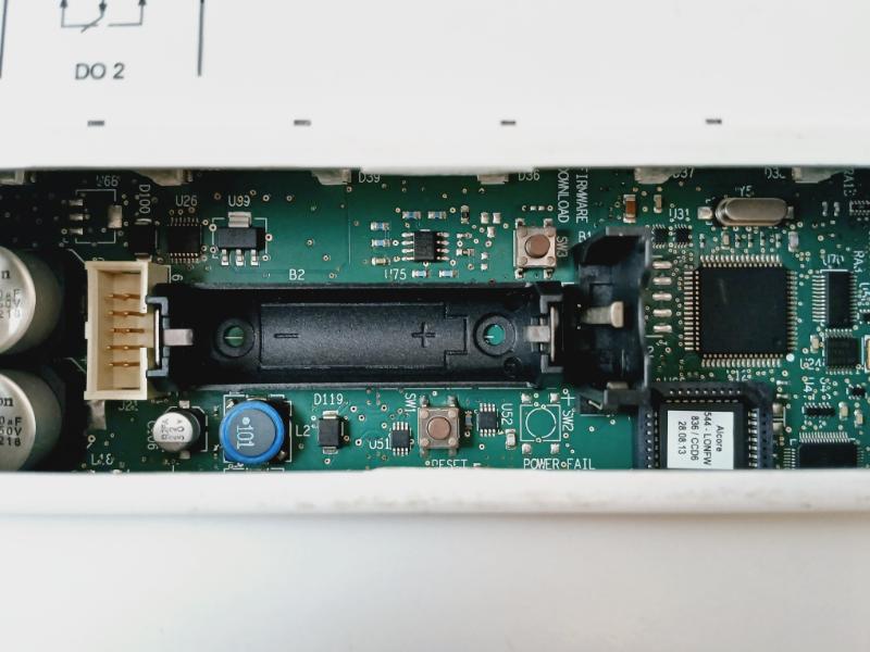 Siemens Pxc12.D Automation Station With 12 Data Points And Bacnet On Lon Talk