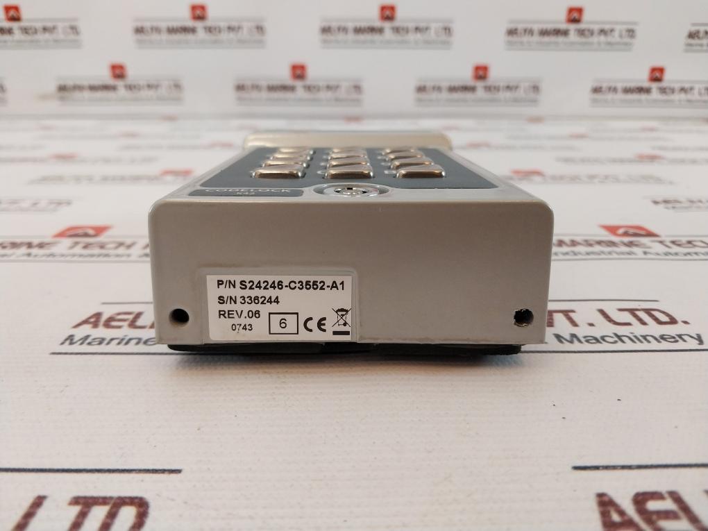 Siemens S24246-c3552-a1 Local Door Control K42, 12-24Vdc/Dc