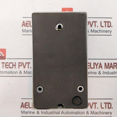 Siemens S24246-c3552-a1 Local Door Control K42, 12-24Vdc/Dc