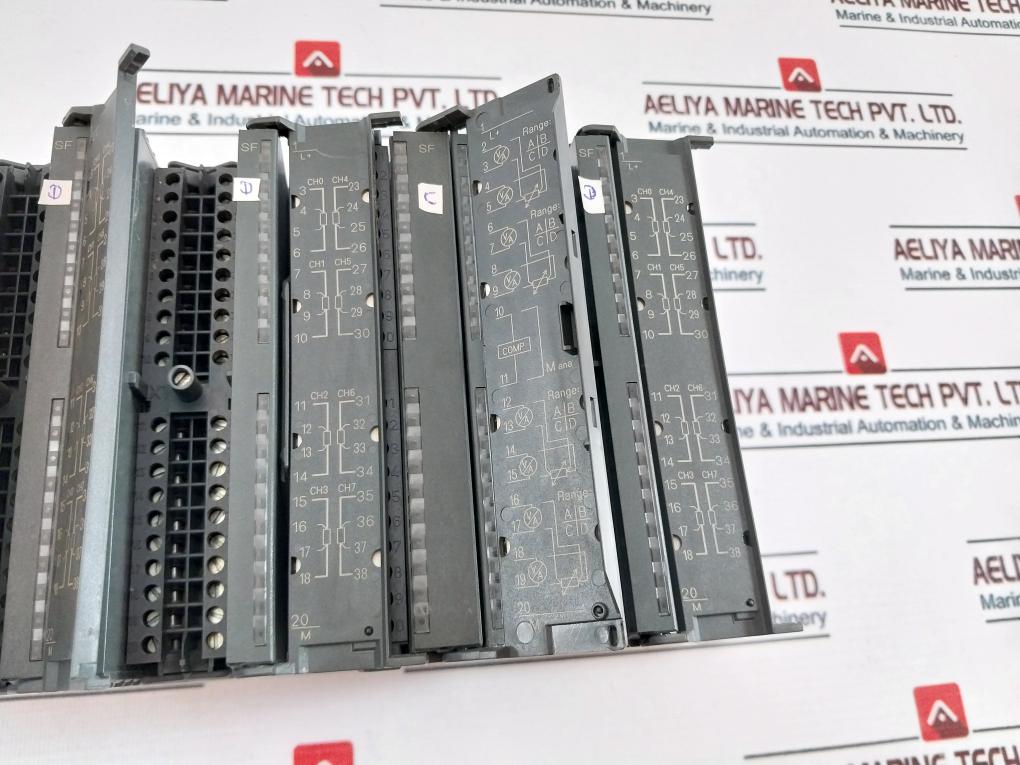 Siemens S7-300 1P 6Es7 315-2Eh14-0Ab0/331-7Kf02-0Ab0/332-5Hf00-0Ab0 Module