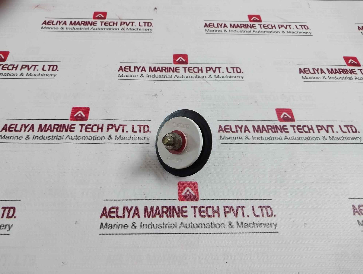 Siemens Se 476 521.5004.00 Mechanical Isolator