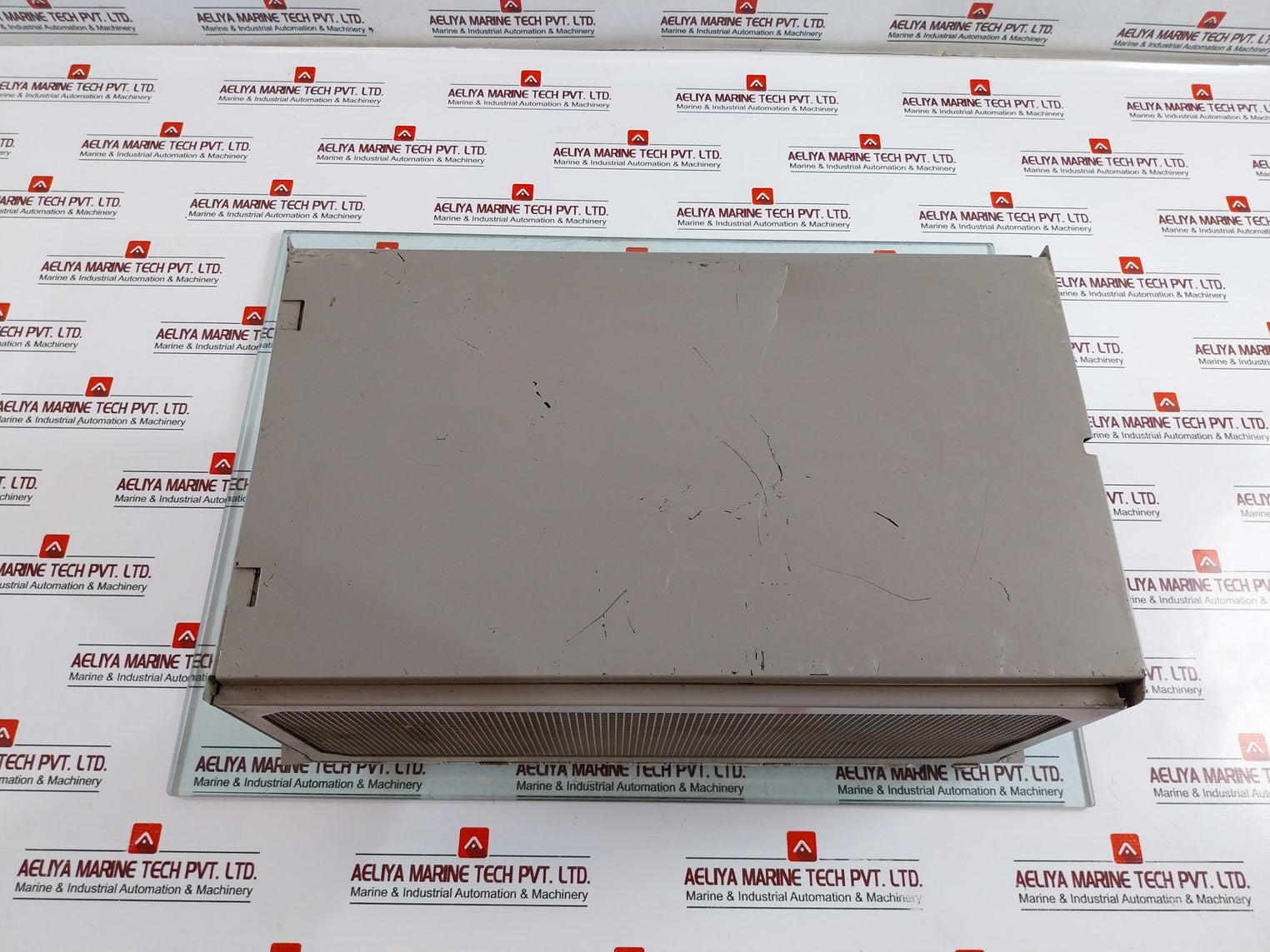 Siemens Simatic 505, 505-6660, 545-1102, 505-6208A, 505-6208B Module Rack