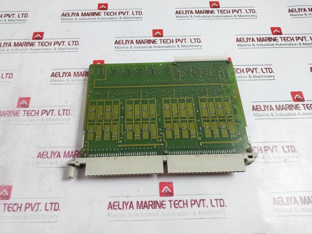 Siemens Simatic 6Es5451-4Ua13 Pcb For Digital Output Module