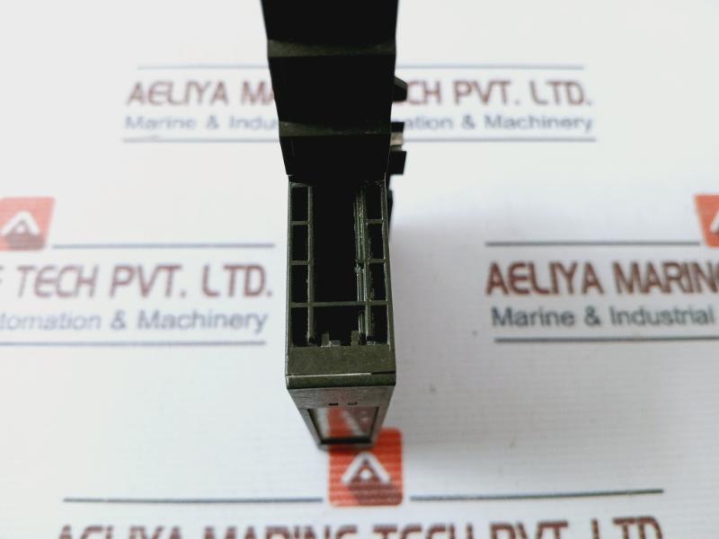 Siemens Simatic 6Es7 131-4Bb00-0Ab0 Dp 5 Electronic Module For Et 200S Dc24V