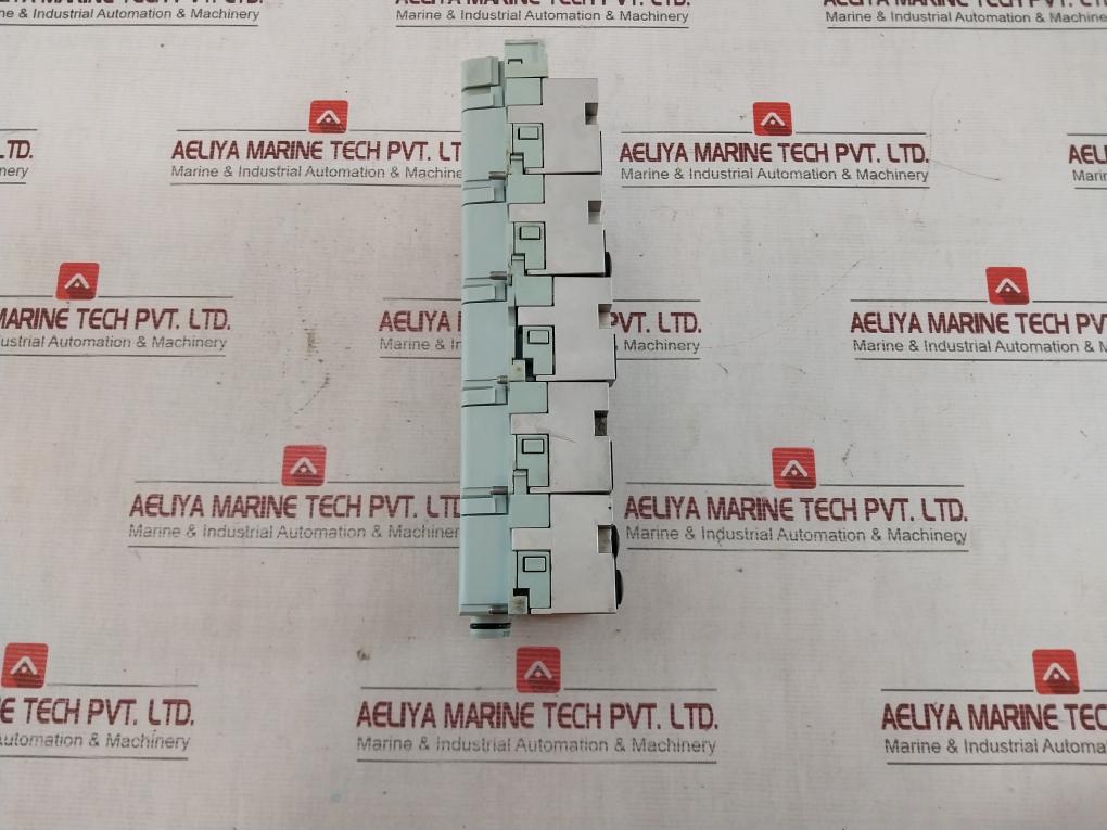Siemens Simatic 6Es7 194-4Cb00-0Aa0 Dp Connection Module For Digital Elec Module