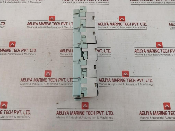 Siemens Simatic 6Es7 194-4Cb00-0Aa0 Dp Connection Module For Digital Elec Module