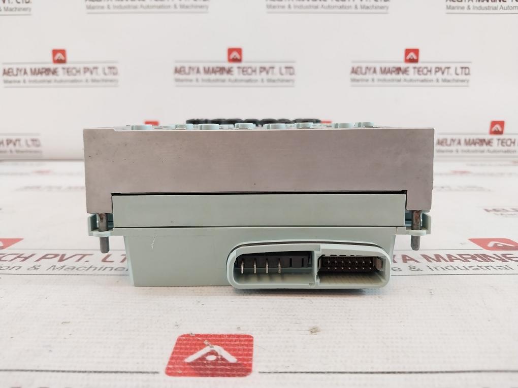 Siemens Simatic 6Es7194-4Cb00-0Aa0 Dp Connection Module For Digital Elec Module