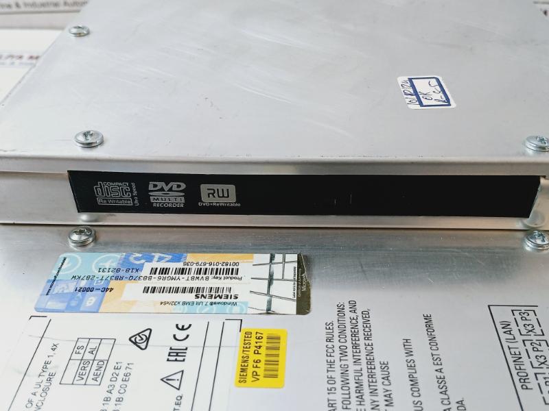 Siemens Ipc477D Simatic Display Touch Panel 6Av7240-3Bc07-6Ka7 100-240V/50-60Hz